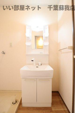 カサベルデ　Cの独立洗面台