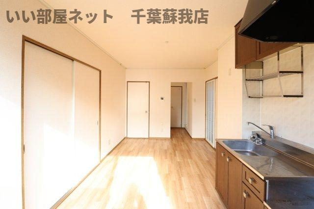 カサベルデ　Cの居間・リビング