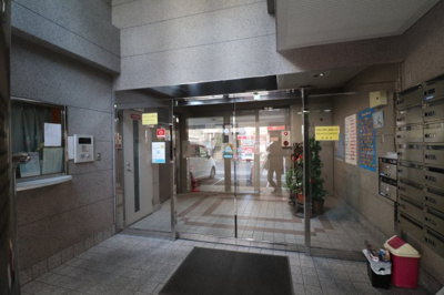 【エントランス】 | グランシャリオ双葉