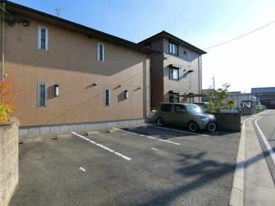 【駐車場】 | イルプリーモ