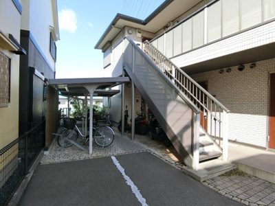 【駐車場】 | ジョイフルキューブ