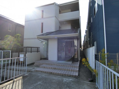 【エントランス】 | シャングリラ鮎川