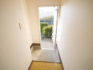 【玄関】 | リバージュ富士見ヶ丘 | 室内写真は同タイプ別室の写真です。現況と異なる部分については現況優先となります。