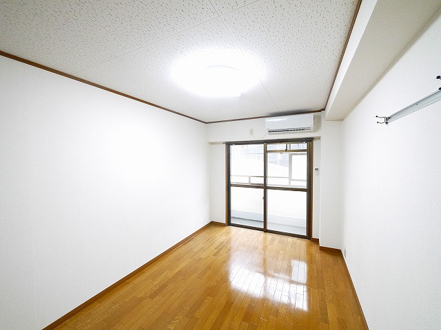 パルスコート新大宮の洋室|洋室です