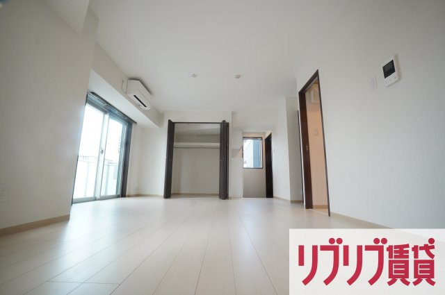 東ビル本町の居間・リビング