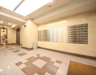 【ロビー】 | グラマシー心斎橋東