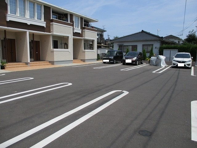 エレガンツァの駐車場|駐車場