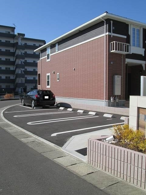 ロッシ４６　Ⅱの駐車場|駐車場