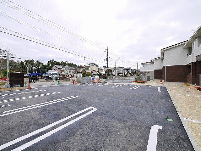 パレ・ソールの駐車場|駐車スペースもあります