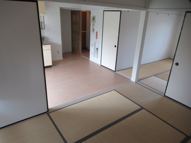 ビレッジハウス吉原1号棟の内装