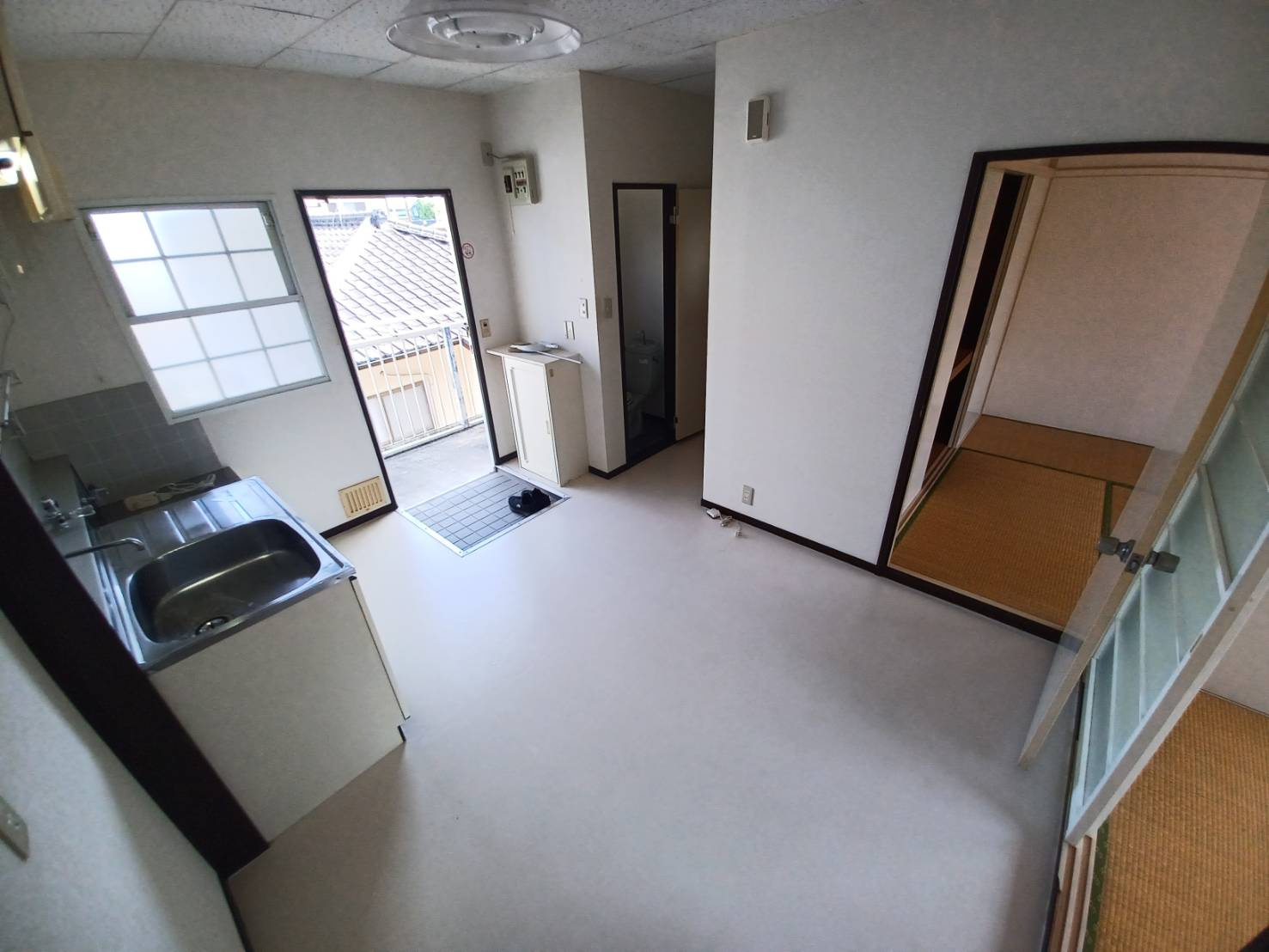 カムリイン東田Ⅱの居間・リビング