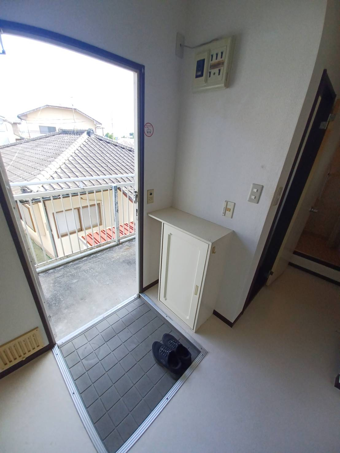 カムリイン東田Ⅱの玄関