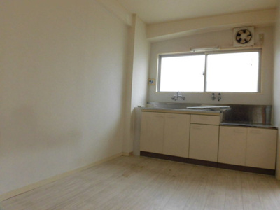 【居間・リビング】 | SENSE東淀川 | 日当たり良好できれいなリビングです