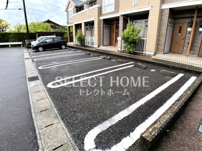 【駐車場】 | ボーシャルダンA | 駐車場完備です