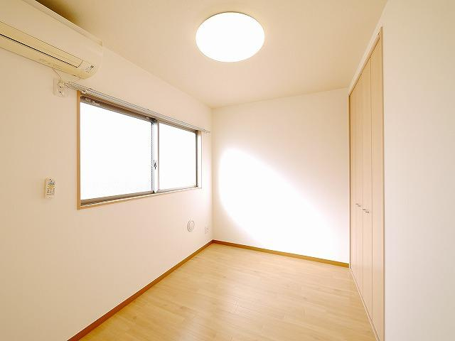 エクセレント天理の設備|各居室エアコン付きです