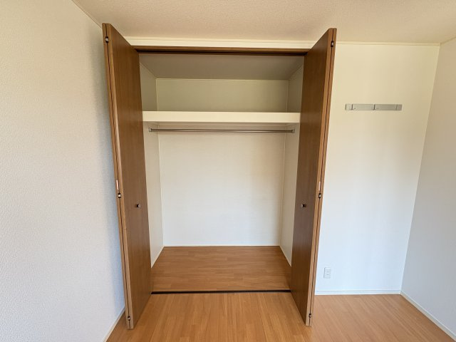 メゾン・パルⅡの収納|写真は同建物の別部屋を参考に掲載しております。
