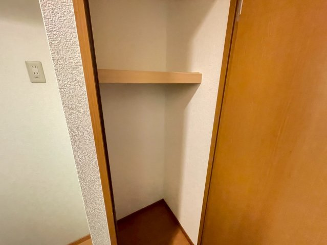 インパレス小阪　(近大　一人暮らし)の収納
