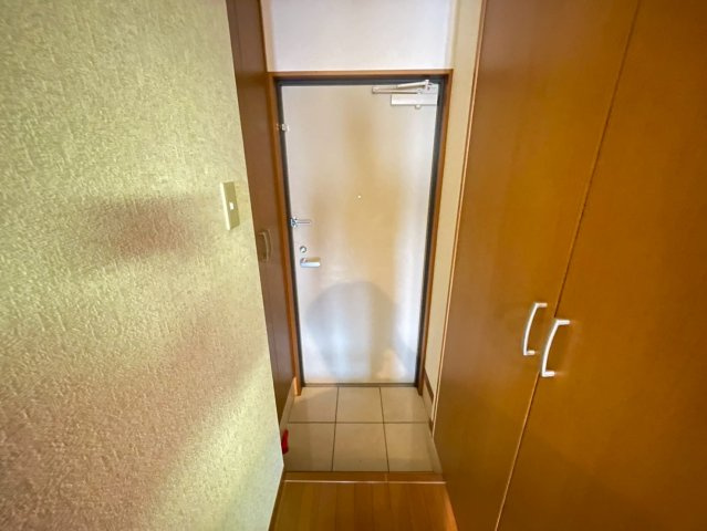 インパレス小阪　(近大　一人暮らし)の玄関