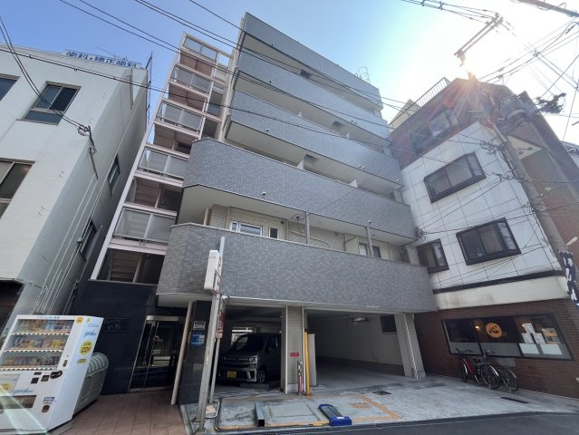 インパレス小阪　(近大　一人暮らし)の外観