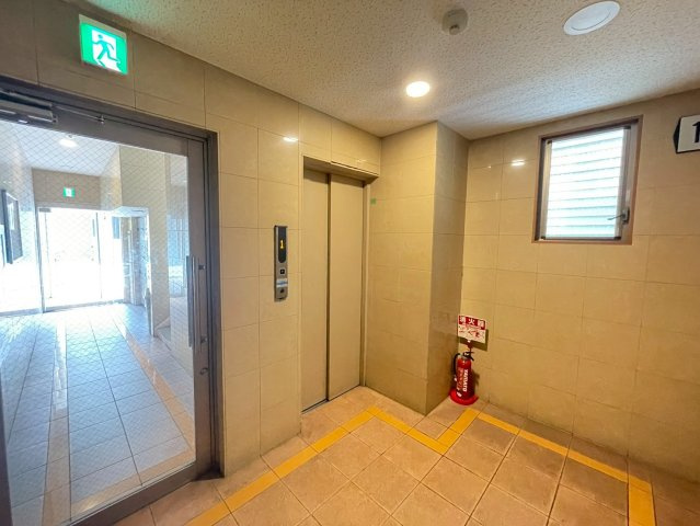 インパレス小阪　(近大　一人暮らし)のロビー
