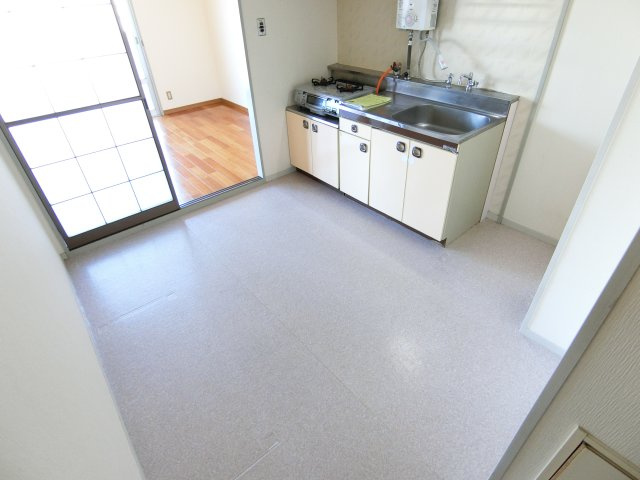メロディハウス樫山のキッチン|同物件別部屋イメージ写真