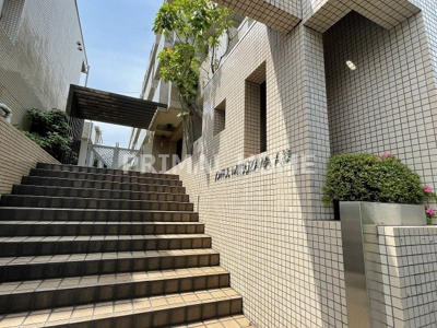 【エントランス】 | ジョイフル三ツ沢A棟