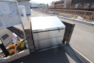 【その他共用部分】 | アンジュ | 敷地内ゴミ置き場