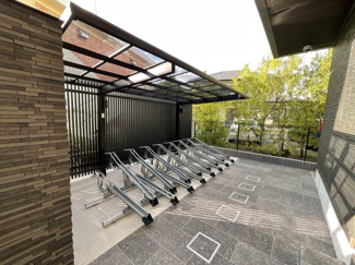 【その他共用部分】 | 駐輪場です