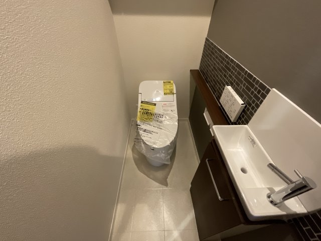 【トイレ】 | ShamaisonGardens三田天神 | コンパクトで使いやすいトイレです