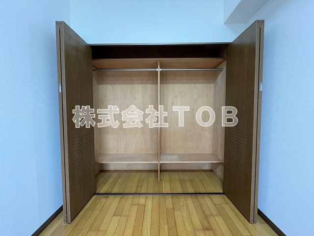 【その他】 | ラ・コルベイユ | 洋室4.5帖　収納