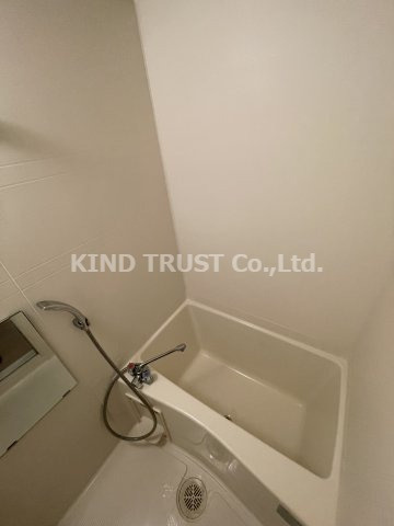 プロシード大阪梅田ポーションの浴室|日々の疲れを癒すお風呂付です