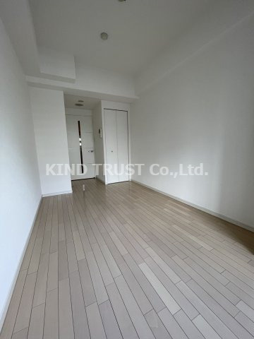 プロシード大阪梅田ポーションの居間・リビング|おしゃれなリビングです