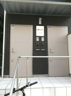 【エントランス】