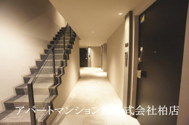 インフィニット　カンワのロビー