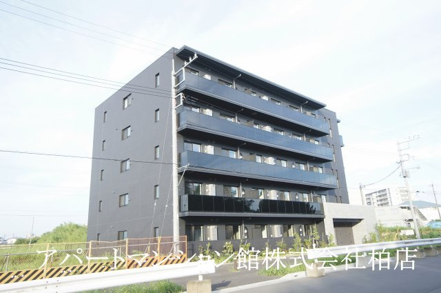インフィニット　カンワの外観パース