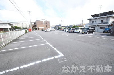 【駐車場】 | ルミナスハイム羽浦 | 駐車場です