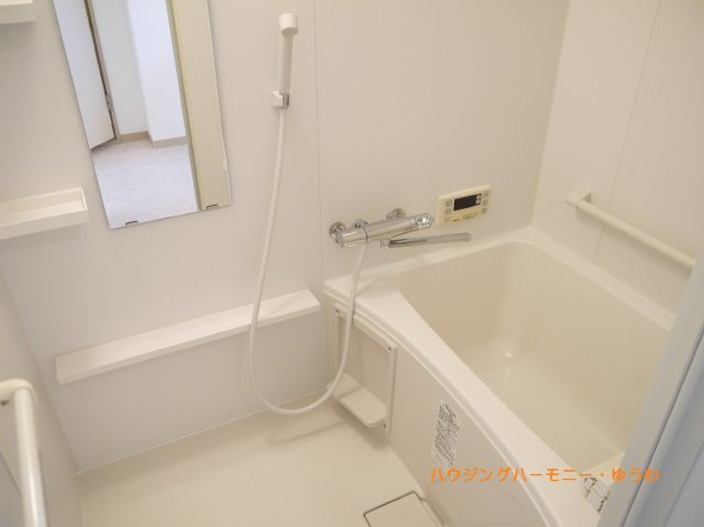 【浴室】 | ヴェルティ三園 | イメージ画像となります。実際とは異なりますので、ご注意ください！