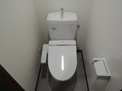 【トイレ】 | オークレジデンス | 温水洗浄御便座