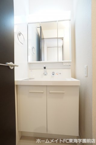 熊本市中央区大江２丁目のアパートの独立洗面台