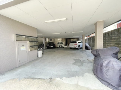 【エントランス】 | ショウカンハイム | ゆとりのあるエントランスです