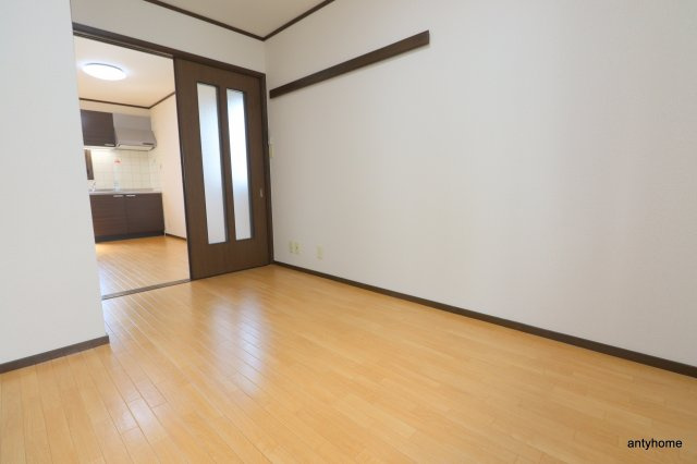 ハイツパイン　仲介手数料無料の居間・リビング