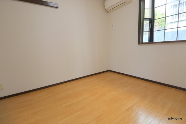 ハイツパイン　仲介手数料無料の洋室