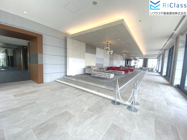 ザ・パークハウス神戸ハーバーランドタワーのエントランス|ゆとりのあるエントランスです