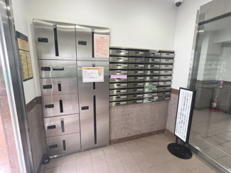 【エントランス】