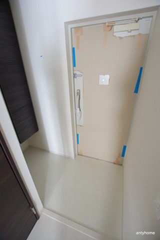 GRIT Bldg　仲介手数料無料の玄関