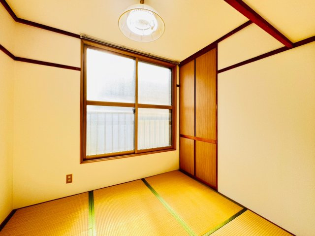 【和室】 | 【CP対象】メゾン中田 | 畳の上でゆっくりとくつろげる和室です