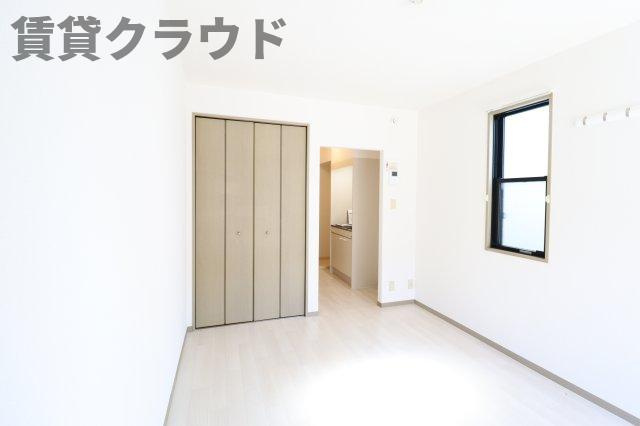 アローンヒルズの寝室|ゆとりの広さです