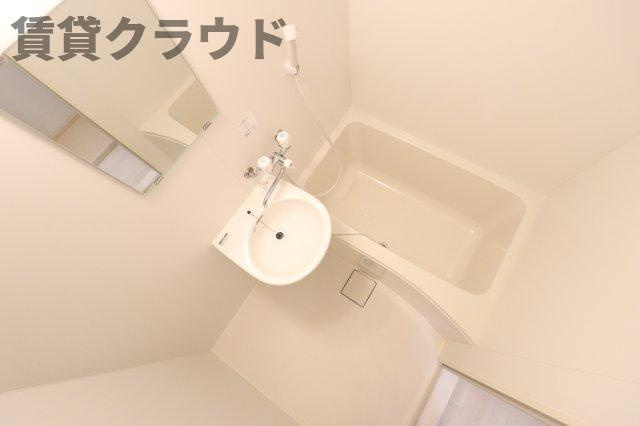 アローンヒルズの浴室|お風呂で日々の疲れを落としましょう