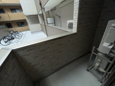 【バルコニー】 | サンプレミアム江坂