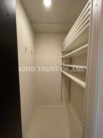 Y’sCourt 東梅田の収納|収納のためのスペースです